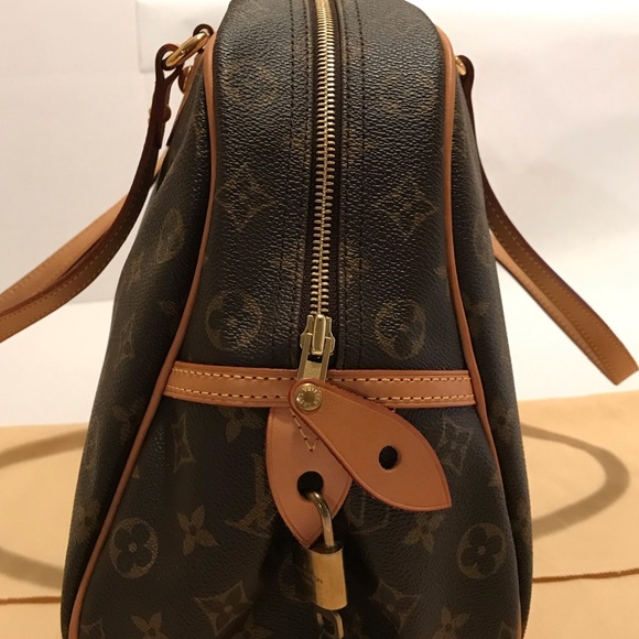 Authentic Louis Vuitton Montorgueil GM Bag in Monogram Canvas - Picture 4 of 16